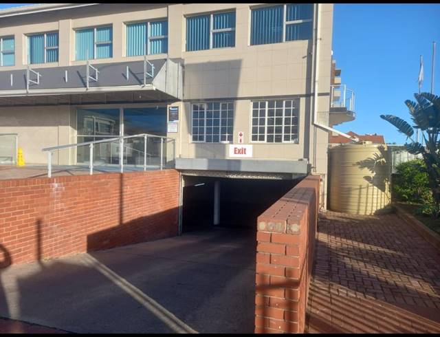 BUSINESS PROPERTY TO RENT IN MILL PARK